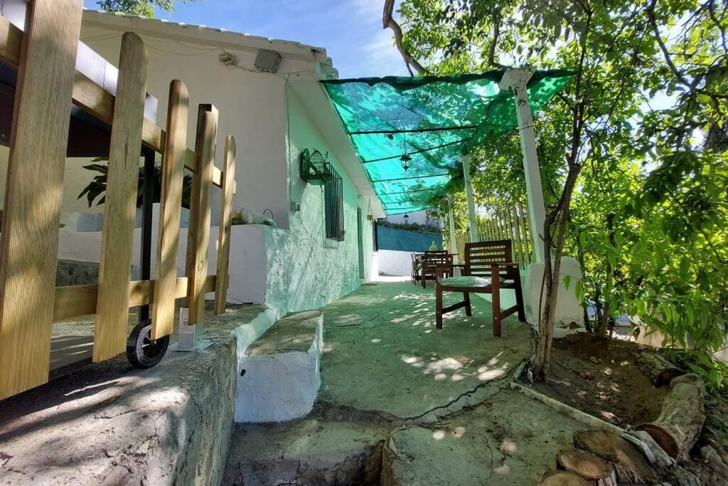 La Huerta Del Castillo Con Su Caz De Agua - Enjoy Life & Relax Castillo de Locubin ภายนอก รูปภาพ