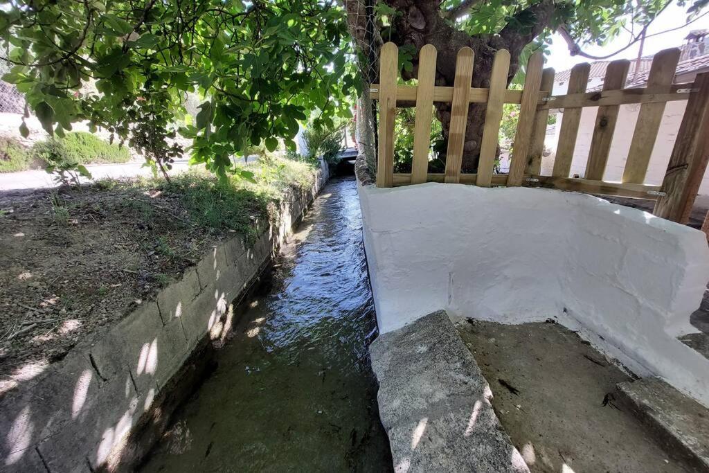 La Huerta Del Castillo Con Su Caz De Agua - Enjoy Life & Relax Castillo de Locubin ภายนอก รูปภาพ