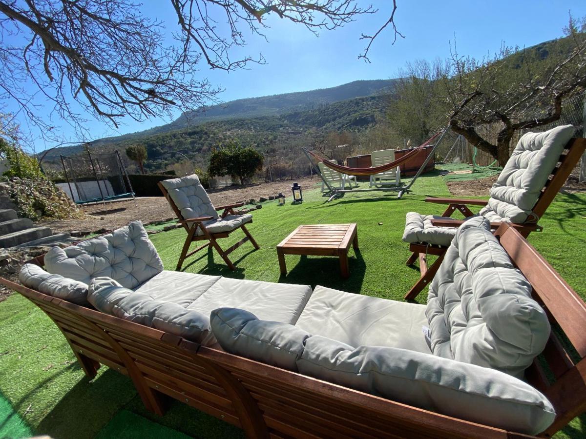 La Huerta Del Castillo Con Su Caz De Agua - Enjoy Life & Relax Castillo de Locubin ภายนอก รูปภาพ