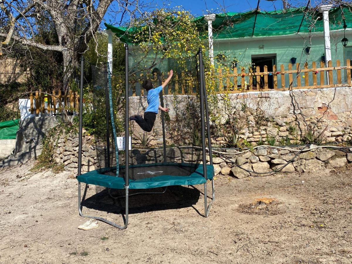 La Huerta Del Castillo Con Su Caz De Agua - Enjoy Life & Relax Castillo de Locubin ภายนอก รูปภาพ